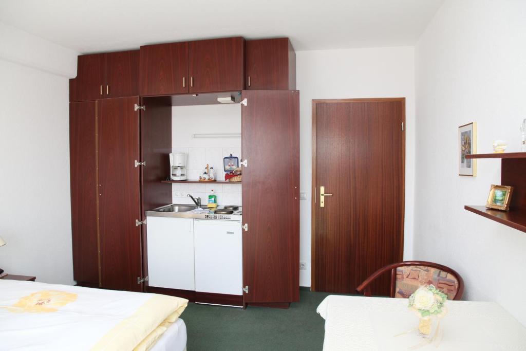 Pension Am Markt Lubben Room photo